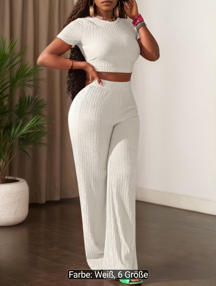 Kurzarm-Top und Hose mit weitem Bein